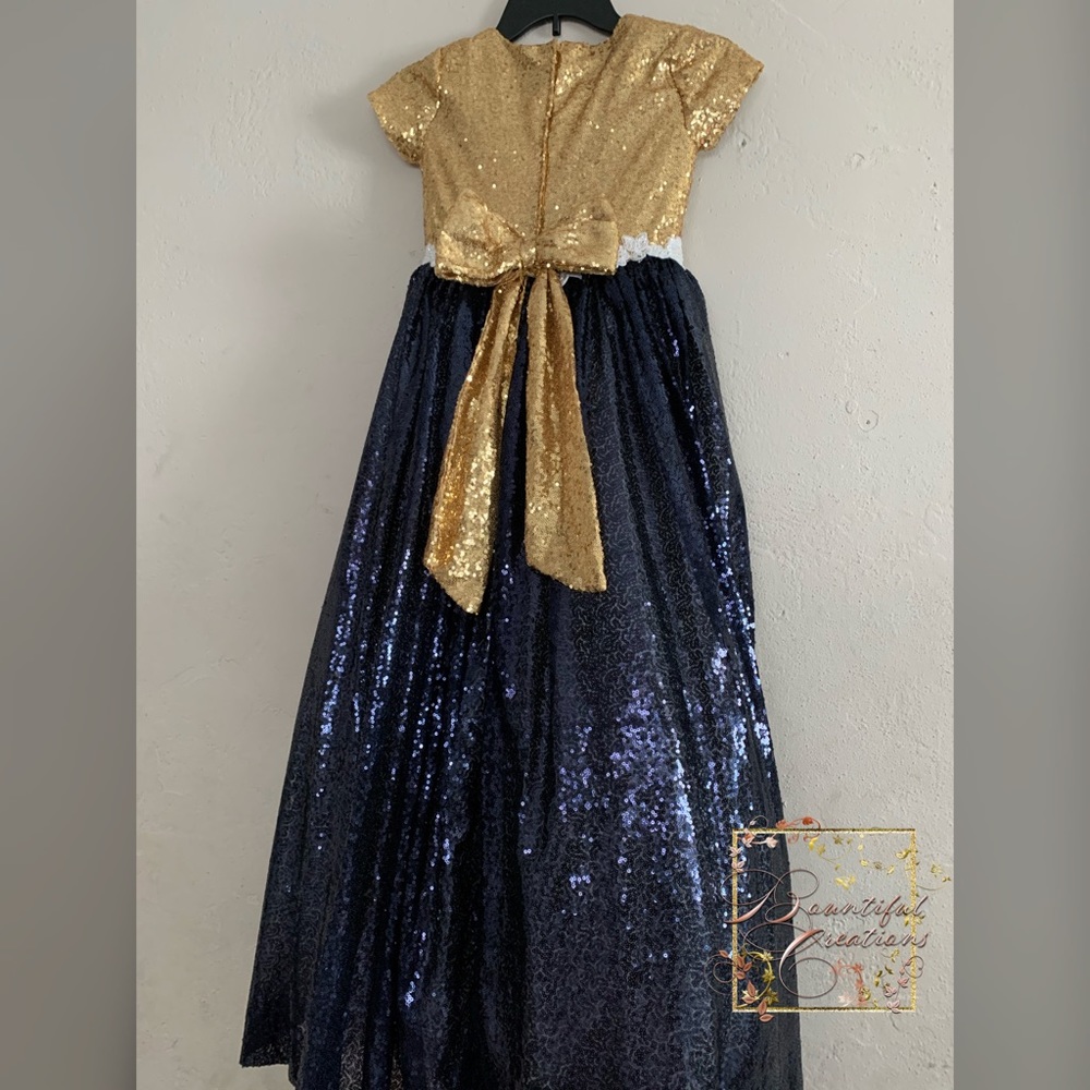 Little Girls Wedding and Party Dress - Picture 8 of 8